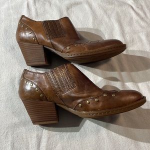 Born distressed brown leather stud ankle boots size 8.5